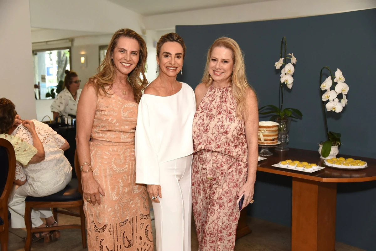 Denise Gazzinelli, a aniversariante Renata Pacheco e Sandra Fonseca