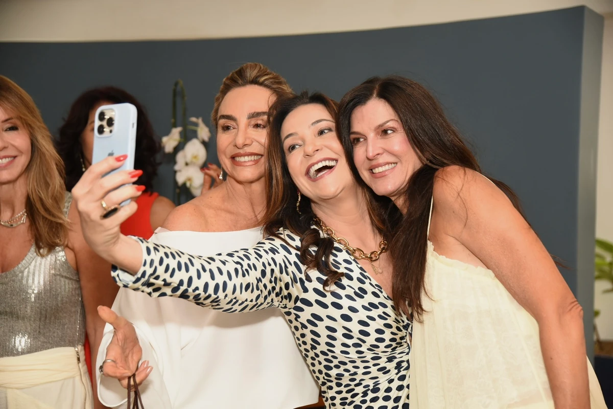 Denise Gazzinelli, Walquiria Cheim e Renata Cola 