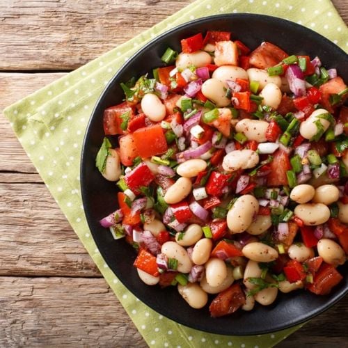 Imagem - Salada de feijão: 5 receitas ricas em ferro para os dias quentes