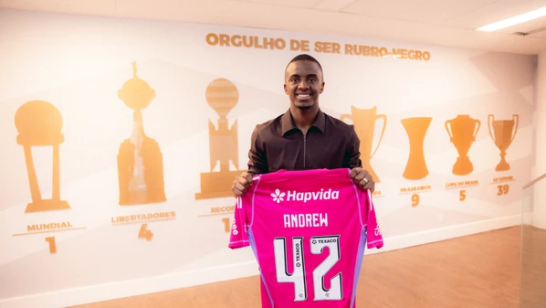 Atleta assinou contrato com a equipe rubro-negra por 4 temporadas