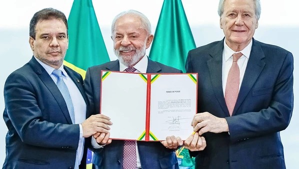 Wellington Lima e Silva tomou posse nesta quinta (15), no Palácio do Planalto, e quer diálogo com o Congresso para aprovar PEC da Segurança