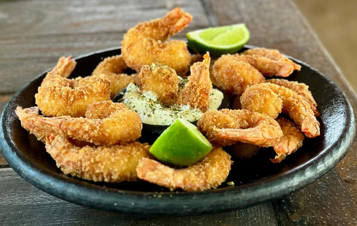 Camarão empanado do restaurante Nosso Bistrô, em Setiba, Guarapari