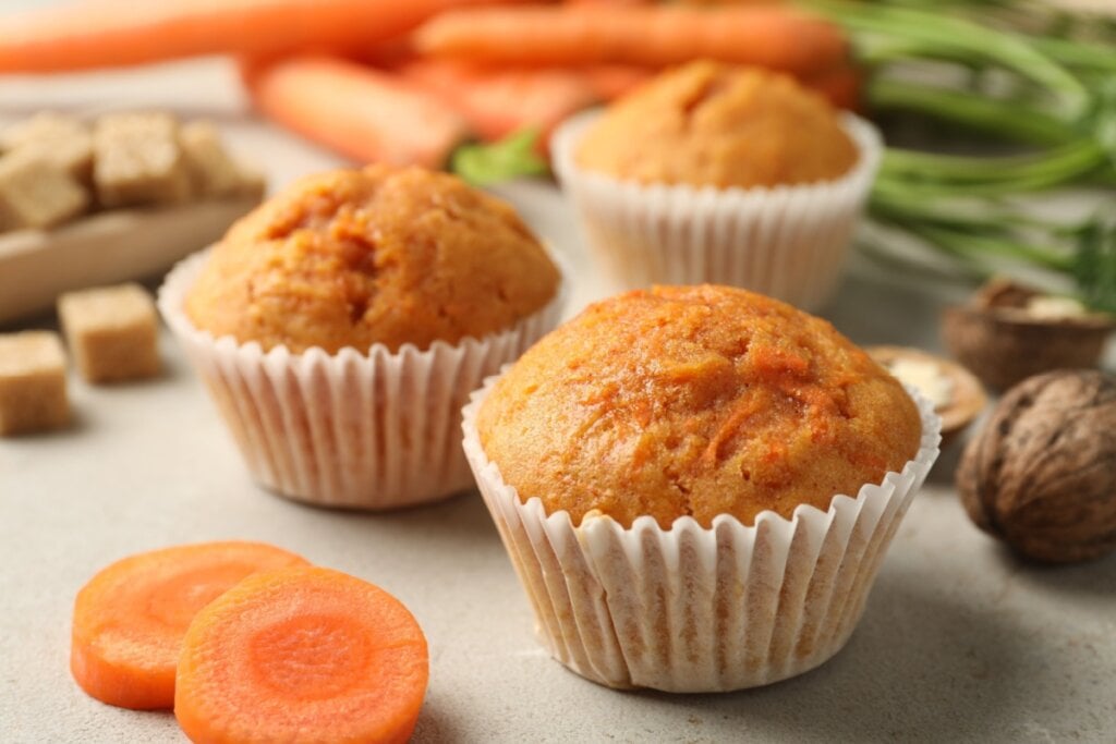 Muffin de cenoura (Imagem: New Africa | Shutterstock) 