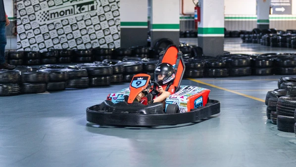 Com sessões de 7 minutos, a atração é destinada para o público em geral, com baterias infantis ou adultas