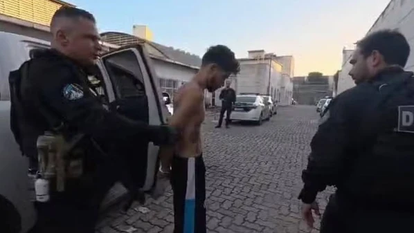 A prisão ocorreu no bairro de Gardênia Azul, na capital fluminense; integrante do Comando Vermelho, ele seria uma das lideranças da facção