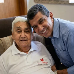 Sepultamento acontecerá no Cemitério Jardim da Paz, às 17 deste sábado (17)