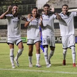 Jovem estrela Capa-Preta, Breno Melo marcou dois gols e conduziu o Capa-Preta ao triunfo