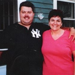 Vinte e dois anos antes do incêndio na estação de esqui suíça, Gina escapou de um desastre quase idêntico que aconteceu nos EUA.