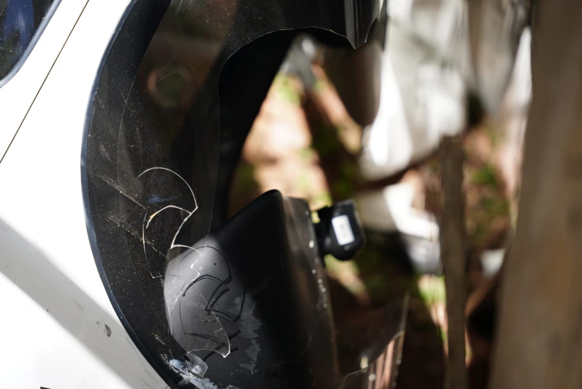 Avião cai após decolagem e atinge galpão em Guarapari por Fernando Madeira