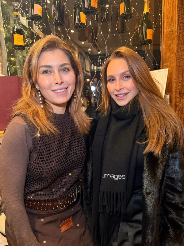 Marina Giuberti e a atriz Carla Diaz
