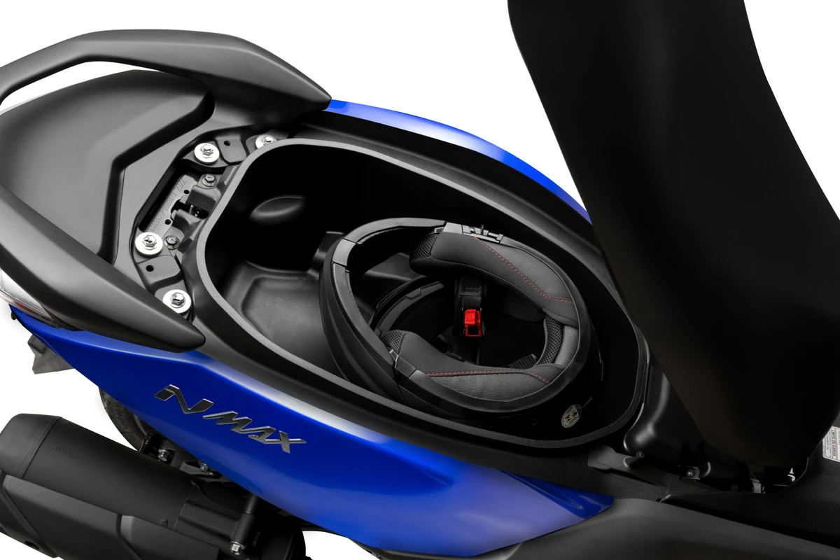 Yamaha NMAX ABS Connected 2026  por Divulgação