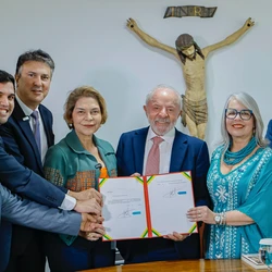 Aumento de R$ 262,86 vale para este ano e atende a promessa do ministro da Educação, Camilo Santana