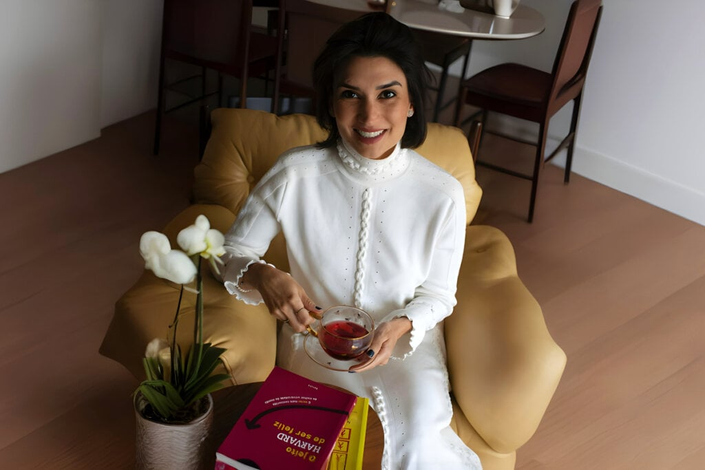 Os chás ajudam a alimentar os doshas e se tornam aliados naturais nos cuidados com o corpo (Imagem: Flávia Vitória | Divulgação)