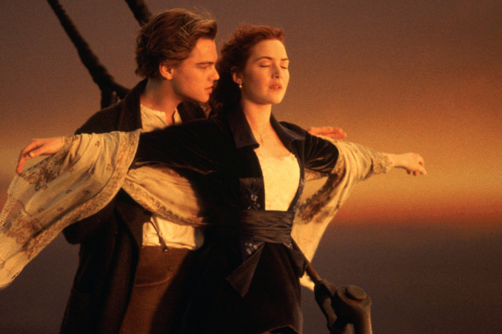 Em “Titanic”, a relação entre Jack e Rose conquistou o público ao redor do mundo (Imagem: Reprodução digital | 20th Century Fox e Paramount Picture)