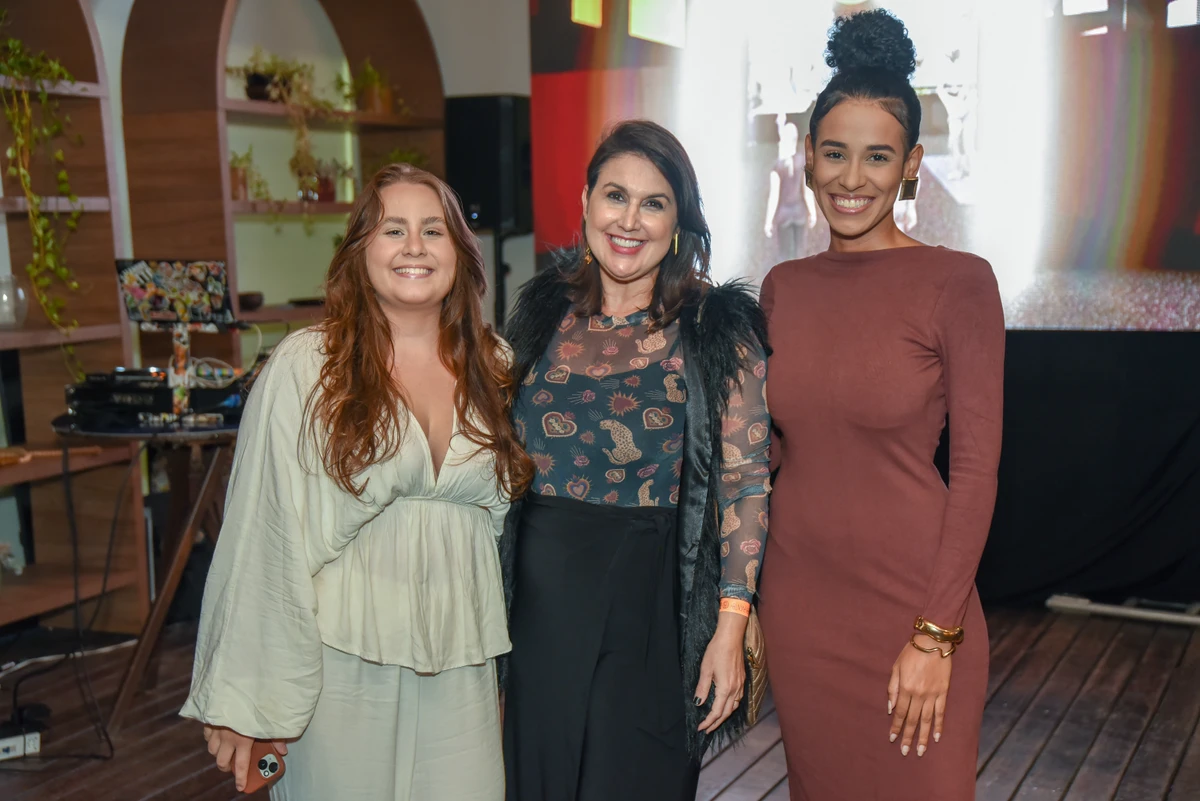 Maria Volpini, Renata Rasseli e Thayná Bahia