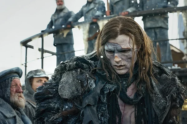 Nesta nova adaptação do clássico de Mary Shelley, Guillermo del Toro revisita a história do cientista obcecado pela criação da vida