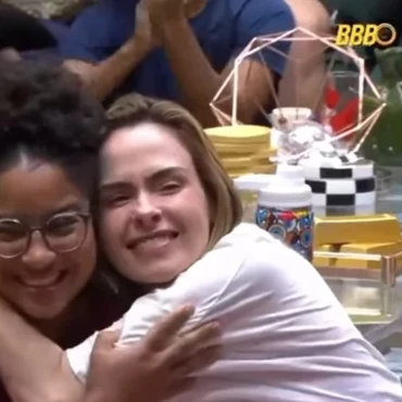 Imagem - Saiba se cena de Ana Paula sentada enquanto Milena limpa chão no BBB 26 é racista