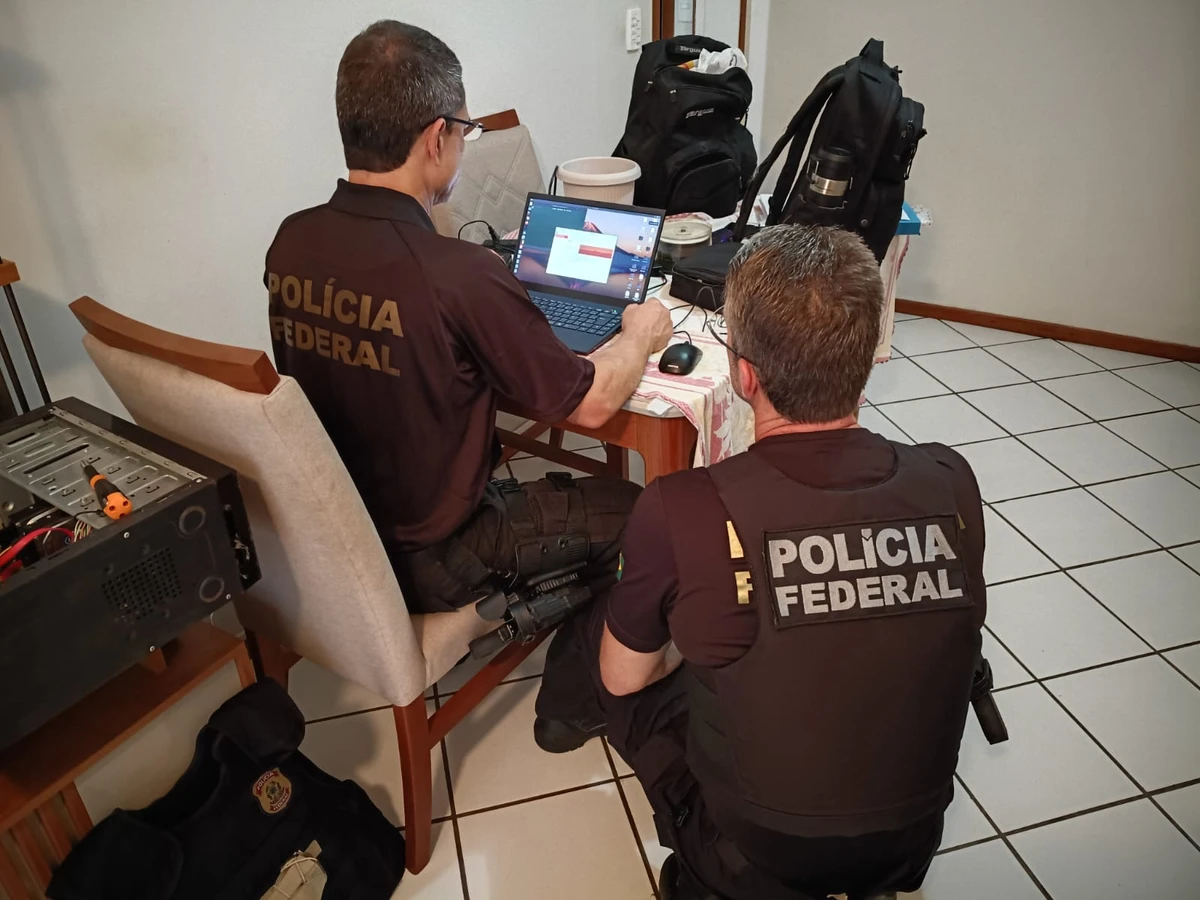 Operação Rizoma cumpre mandado de busca e apreensão em Vitória