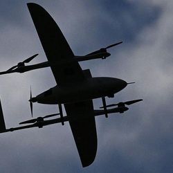 O presidente Gustavo Petro diz que a guerra na Colômbia agora é "de drones e antidrone".