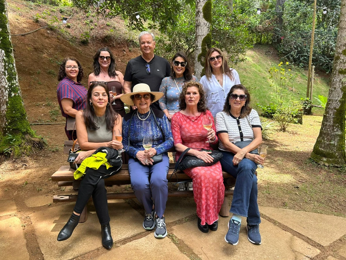 Elza Roriz, Mariluce Boghi, Paulo Erlacher, Renata Rasseli, Lorena Croce, Silvia Boghi, Beatriz Rassele, Fabiana Croce e Abigail Ehrenfried