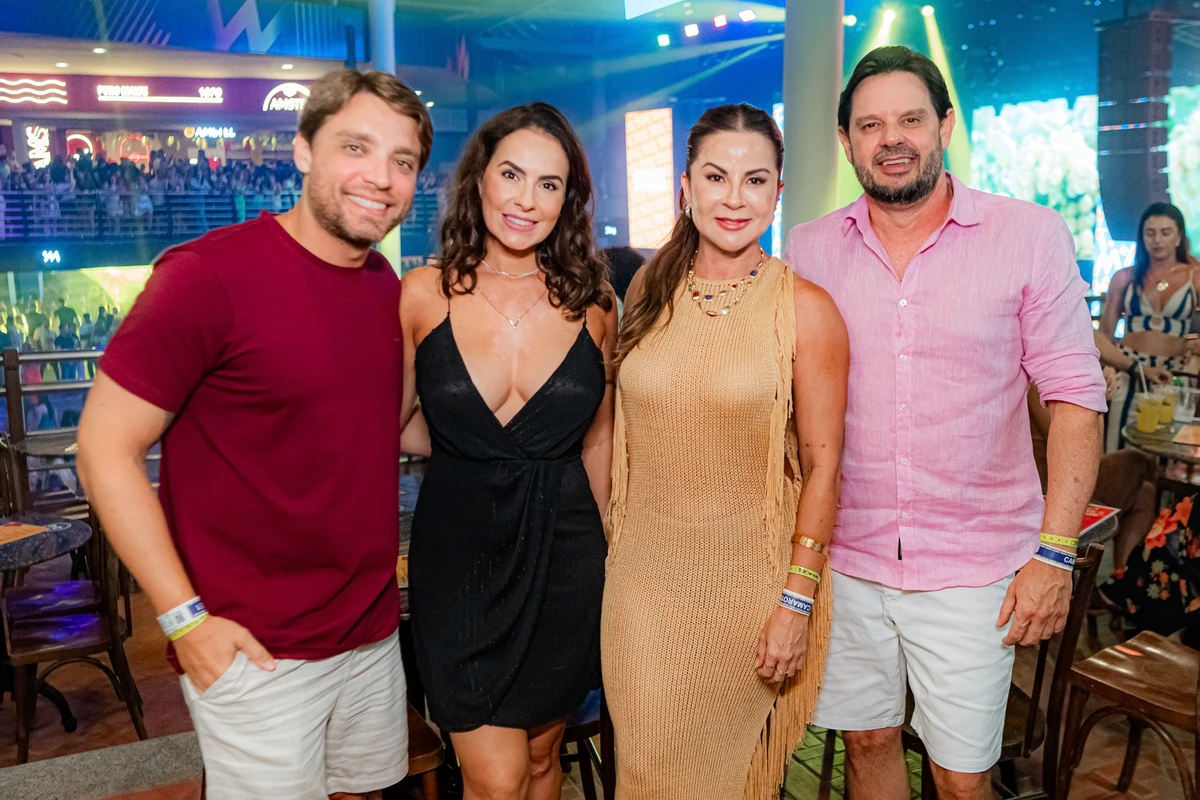 Silviani s. Busato, Pedro H. De Sá, Carina Caillaux e Jhonney BridiLOWRES