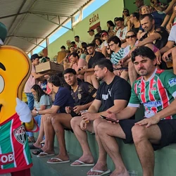Mascote de quase dois metros de altura vai desfilar no Estádio Olímpio Perim em dias de jogos do time da Região Serrana