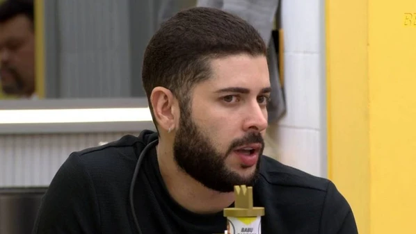 Médico critica postura da Veterana após comentários desagradáveis sobre aliados