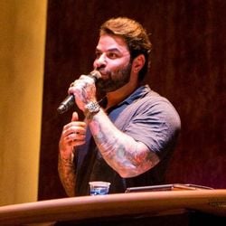 Investigações da PF avançam e apontam para teia intricada de negócios do banqueiro Daniel Vorcaro.