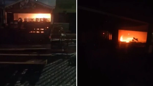 Suspeita é de curto-circuito na parte elétrica do estabelecimento; fogo começou na cozinha e não deixou feridos, segundo os bombeiros