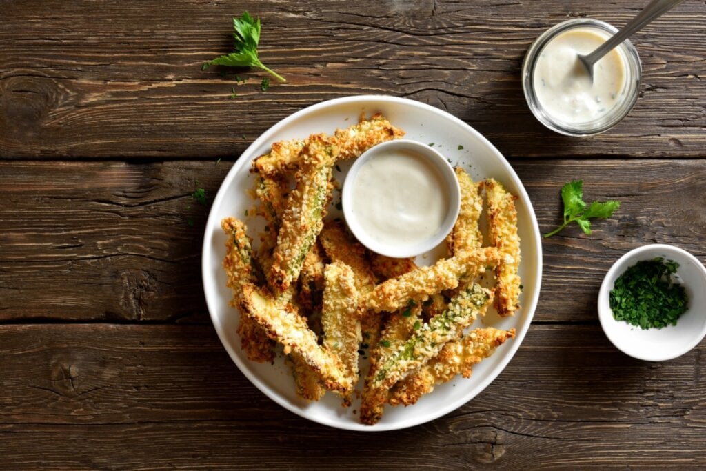 Palitinho de abobrinha empanada (Imagem: Tatiana Volgutova | Shutterstock)