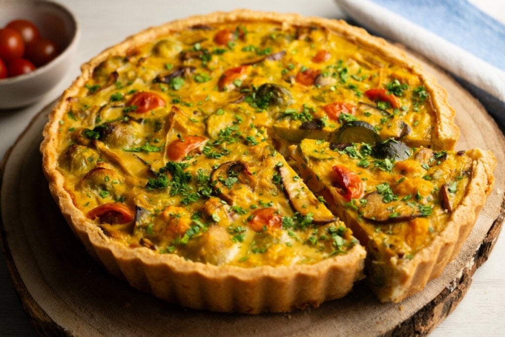 Quiche de batata-doce (Imagem: Lecker Studio | Shutterstock)