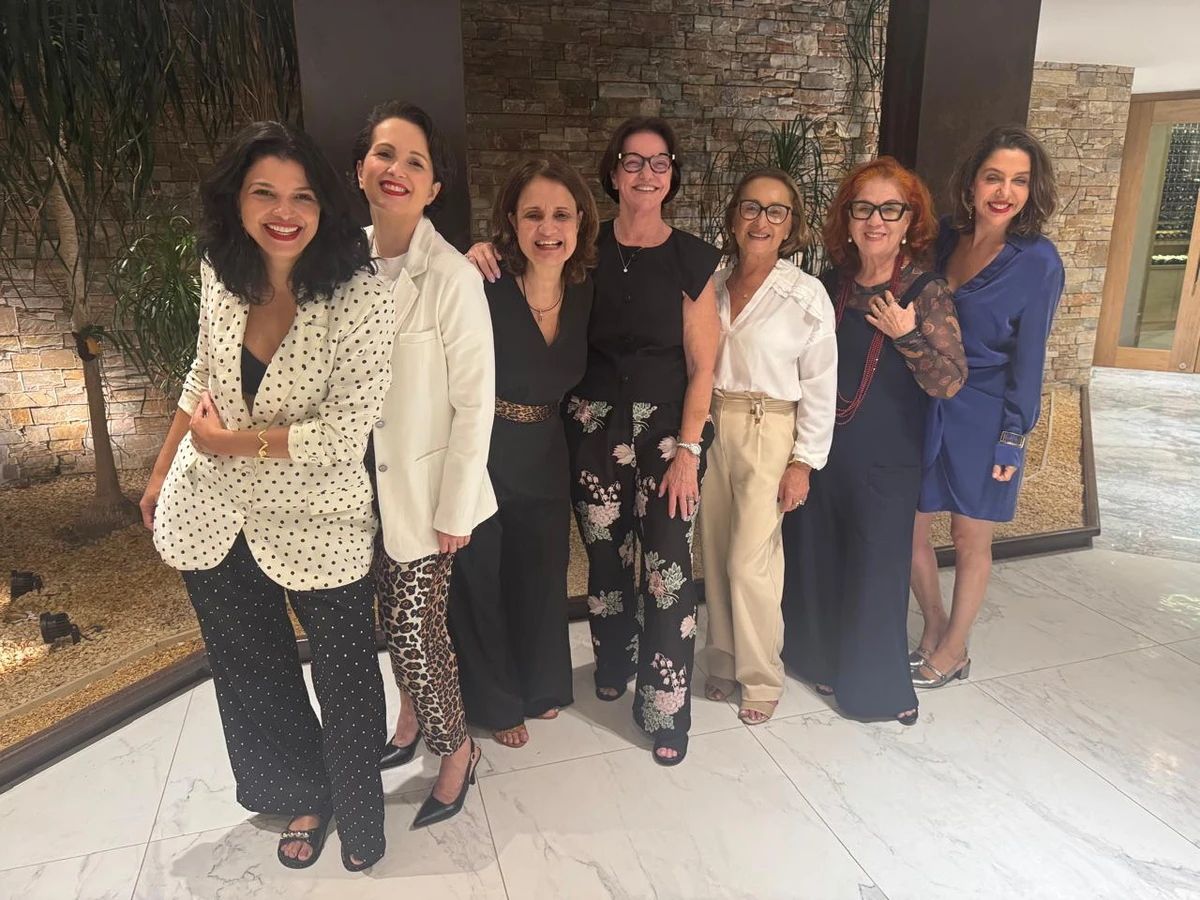 Zainer Silva, Marina Monteiro, Rachel Martins, Eulália Chieppe, Nazaré Neves, Betty Feliz e Mariana Perini