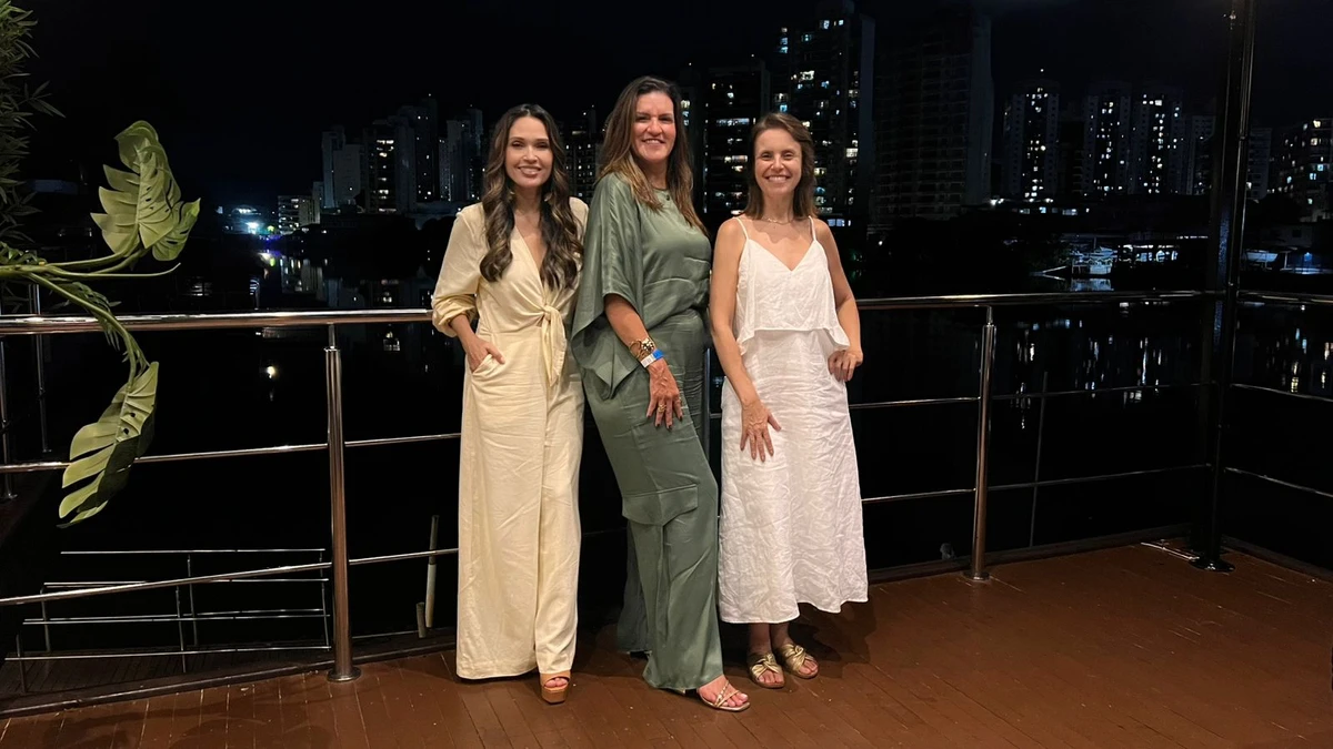 
Elayne Borel, Mauricea Oliveira e Renata (dona do La Isla Club)