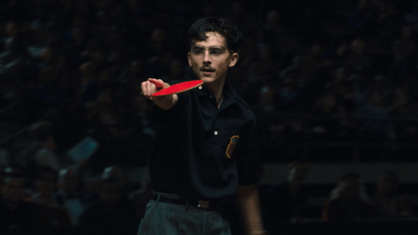 Com 9 indicações ao Oscar 2026, longa de Josh Safdie combina tensão, humor ácido e uma interpretação incrível de Timothée Chalamet