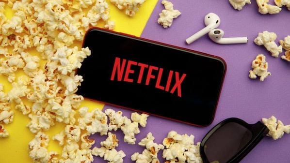 O catálogo da plataforma recebe desde romances até séries de ação carregadas de adrenalina, passando por comédias e dramas de mistério