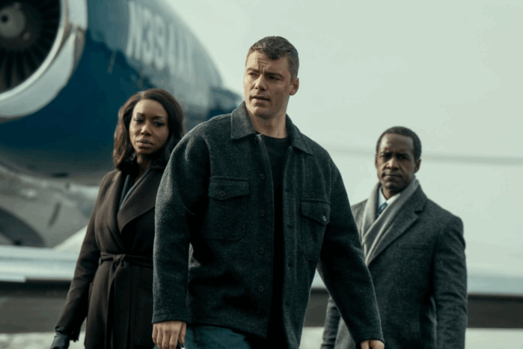 “O Agente Noturno” retorna com uma nova missão internacional envolvendo espionagem, dados sigilosos e ameaças ao governo (Imagem: Reprodução digital | Netflix)