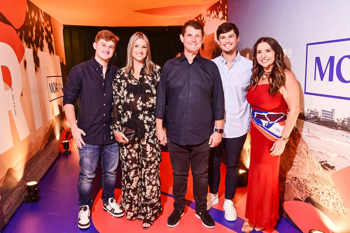 Davi, Andressa, José Luiz, Junior e Ingrid Castro