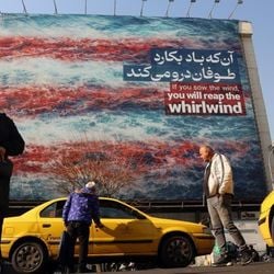 Analistas acreditam que o primeiro-ministro Benjamin Netanyahu está pressionando os Estados Unidos a realizar ataques maximalistas contra o Irã.