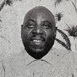 Tata Tancredo, que será homenageado no Carnaval do Rio de Janeiro, teve papel fundamental no combate ao preconceito contra religiões de matriz africana.