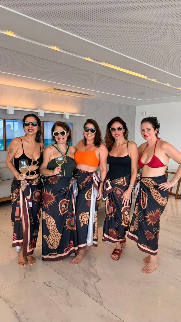 Mariana Perini, Rachel Martins, Renata Rasseli, Maria Izabel Braga e Marina Monteiro