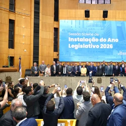 A abertura do ano legislativo reuniu, ainda, a presidente do Tribunal de Justiça do Espírito Santo (TJES), desembargadora Janete Vargas, e chefes de instituições