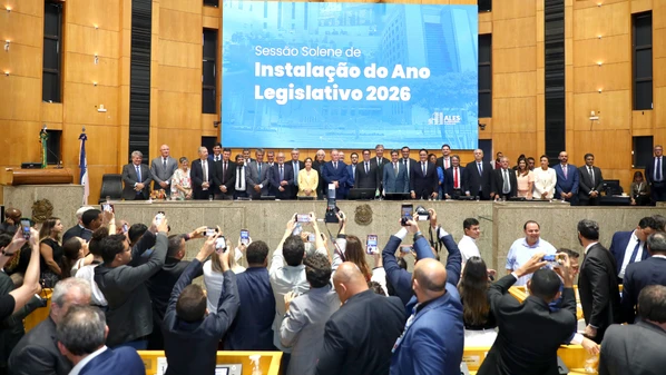 A abertura do ano legislativo reuniu, ainda, a presidente do Tribunal de Justiça do Espírito Santo (TJES), desembargadora Janete Vargas, e chefes de instituições