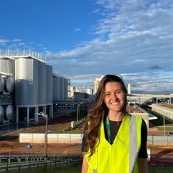 Apenas três regiões metropolitanas são responsáveis por mais de 70% de toda a desindustrialização do Brasil e maioria dos empregos industriais do país já estão no interior, revela estudo.