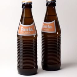 A trajetória da bebida que foi criada na Alemanha nazista durante a Segunda Guerra, ganhou o mundo e conquistou enorme público no Brasil