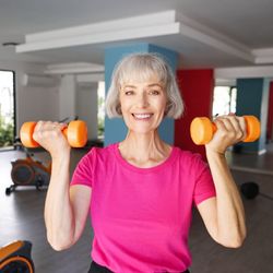 Investir em prevenção, educação em saúde e inclusão social hoje é o caminho para viver bem a velhice no futuro