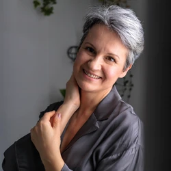 O climatério é o período de transição na vida da mulher, quando o corpo passa da fase reprodutiva para a não reprodutiva