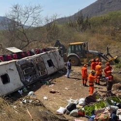 O ônibus, com cerca de 60 passageiros, havia saído de Juazeiro do Norte (CE) e voltava para a cidade de Coité do Nóia (AL), de onde partiu a romaria