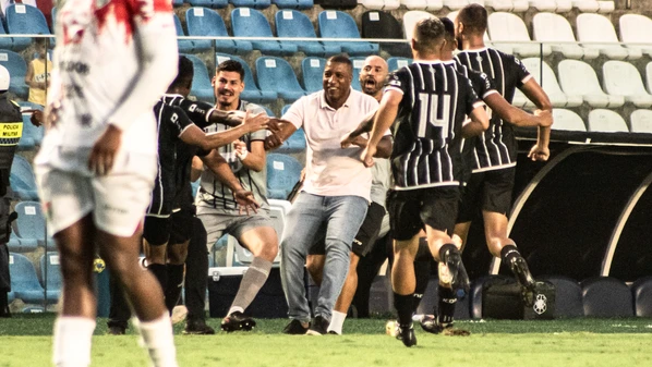 Com a demissão do treinador Cícero Júnior, o Capa-Preta buscou o comandante do maior rival, que fará a sua segunda passagem pelo clube