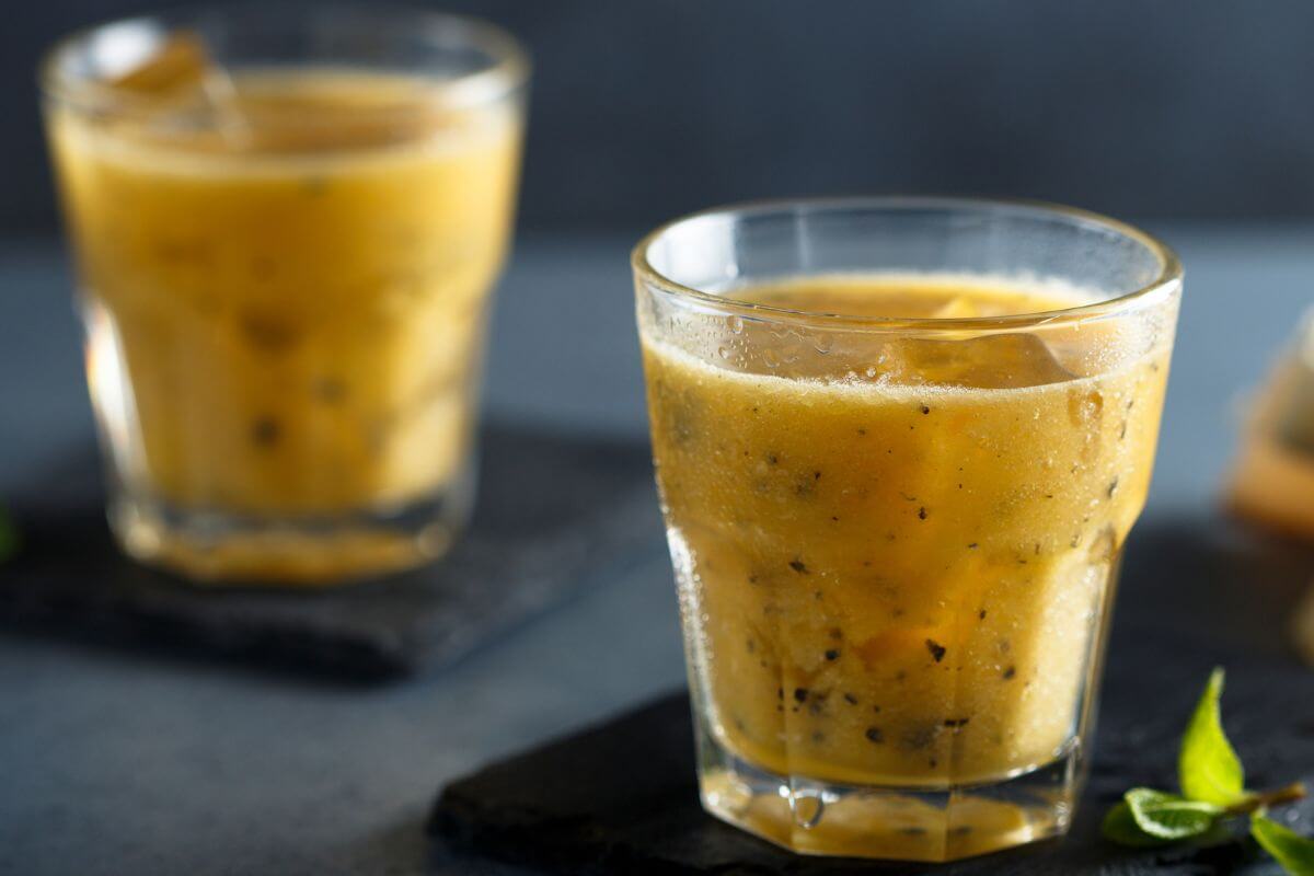 Suco funcional para aumentar a imunidade (Imagem: MariaKovaleva | Shutterstock)