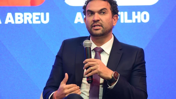 Em lançamento do livro Brasil no Espelho, na Rede Gazeta, Felipe Nunes falou sobre os principais resultados da sua pesquisa sobre os brasileiros e desafios para as eleições